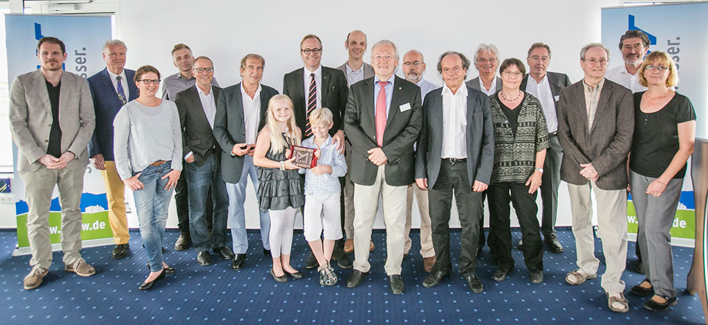 Gruppenbild in den Räumen der GGEW AG Gruppenbild in den Räumen der GGEW AG